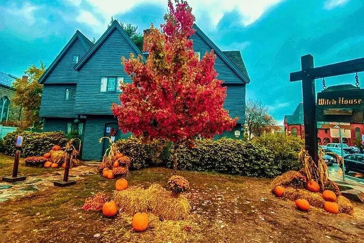 History and Hauntings of Salem Guided Walking Tour