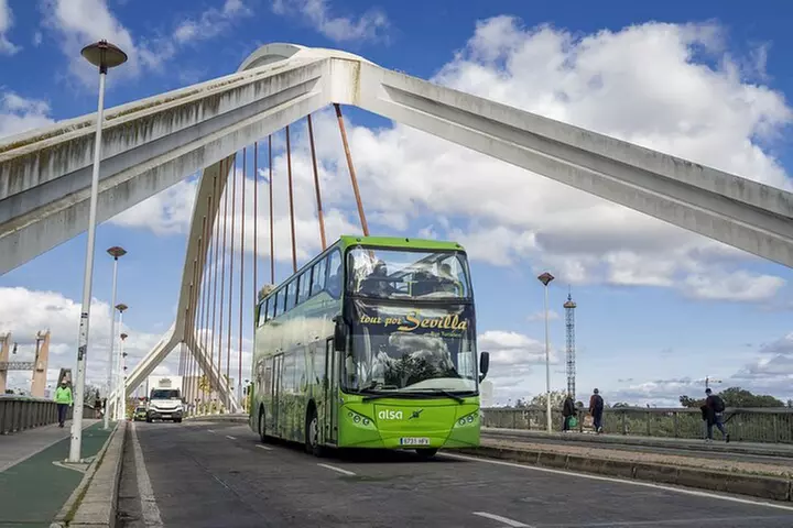 Recorrido en bus turístico por Sevilla