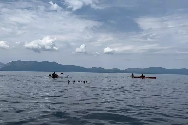 Clear Kayak Paddle Tour at Cave Rock
