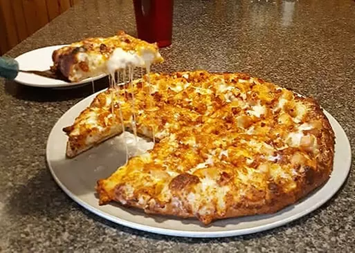 5% Cash Back at Deo's Pizzeria & Pub