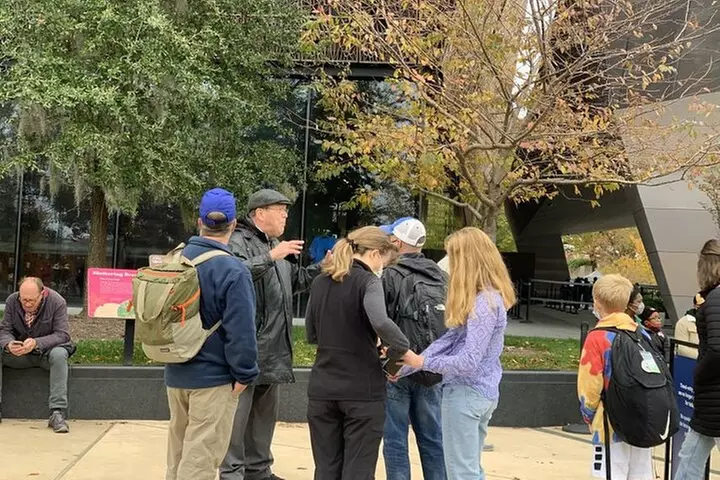 African American History Museum Entry with Private Guided Tour - Second Medium