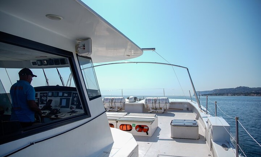Image 3: Paseo en Catamarán por la Bahía de Calpe o Altea
