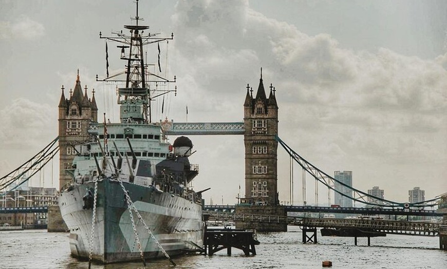 Image 12: London's Top Iconic Sights Tour with Fun, Local Tour Guide