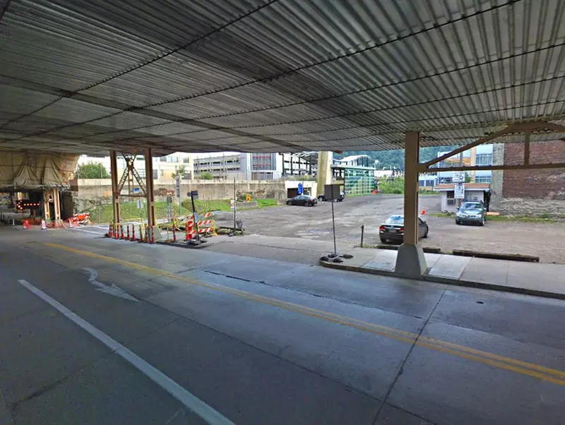 Parking at 546 2nd Ave. Lot - Primary Image