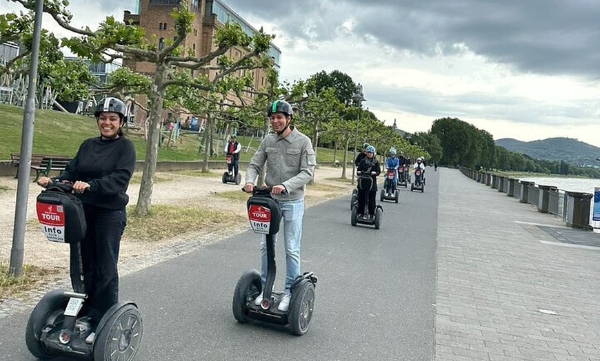 Image 5: Segway Tour in Bonn Erkunden Sie die Stadt auf Rädern