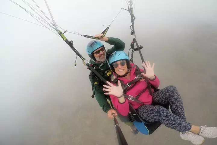 Acro Aventura de Parapente en Costa Adeje con Recogida GRATIS !!