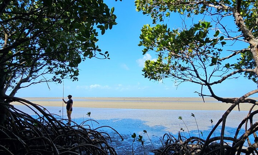 Image 5: Aboriginal Fishing & Beach Day Tour+ Daintree Crocodile Cruise