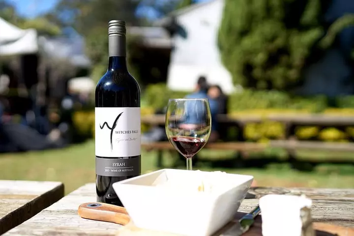 Barefoot Luxury Mount Tamborine Winery Tour from Gold Coast
