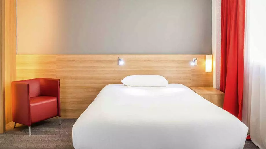 ✈ FRANKREICH | Paris - Ibis Paris Alesia Montparnasse 3*, 1 Nacht -...