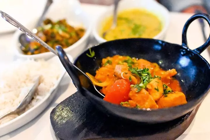 East London Indian Food Tour with 8+ Authentic Food Tastings