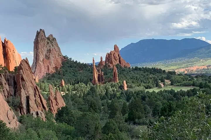 Colorado Springs: Garden of the Gods Luxury Jeep Tours - Primary Image
