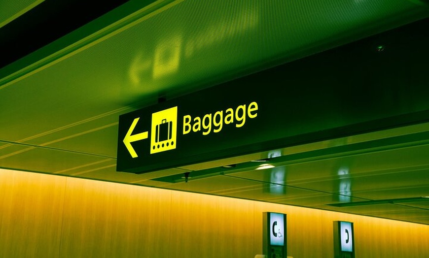 Image 8: To or from London Gatwick Airport to Southampton Cruise Port