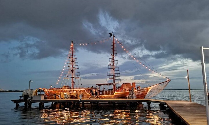Image 2: 2x1 Romantic Columbus Dinner on the Lagoon aboard Spanish Galleon
