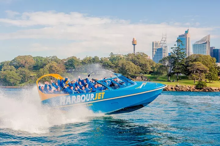 30-Minute Sydney Harbour Jet Boat Ride: Jet Blast