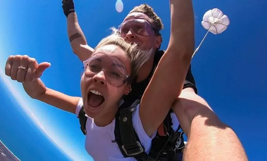Image 1: TANDEM SKYDIVE