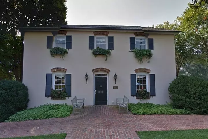 Self Guided Scavenger Hunt: The Great Greenville Gambit