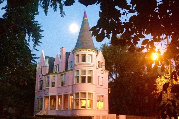 Old Louisville Ghost Tour as Recommended by The New York Times @ 4t...