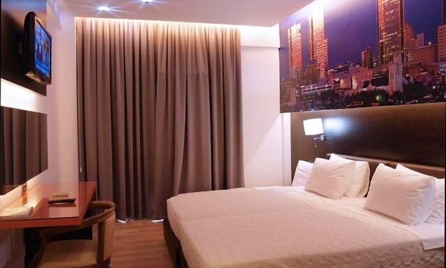 Image 9: ✈ ATHENE EN OMGEVING | Athene - Athens City Hotel 3*, 2 nachten - C...