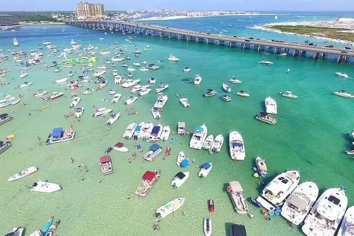 4-Hour Pontoon Boat Rental in Fort Walton Beach Florida with a Licensed Guide - Second Medium