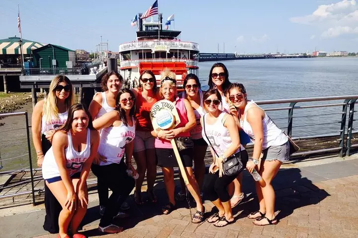 French Quarter walking Food Tour: Signature Tastes of New Orleans