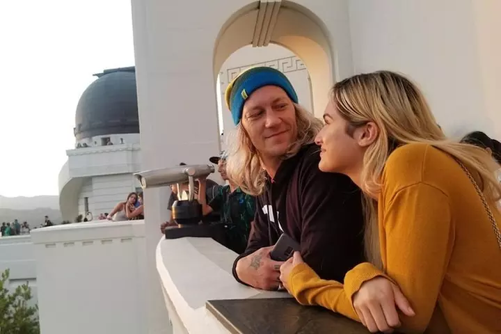 Hollywood Sign Hiking Tour to Griffith Observatory