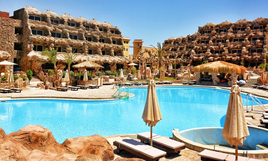 Image 1: ✈ ÄGYPTEN | Hurghada - Caves Beach Resort Adult only 5* - All-inclu...