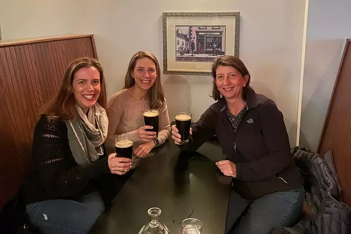 Small-Group History Tour Pub Crawl of Washington, D.C.