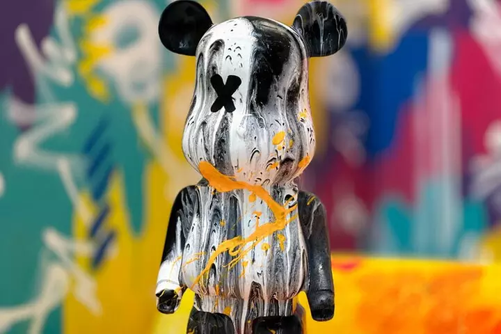 Private Fluid Bear Art Class - Second Medium