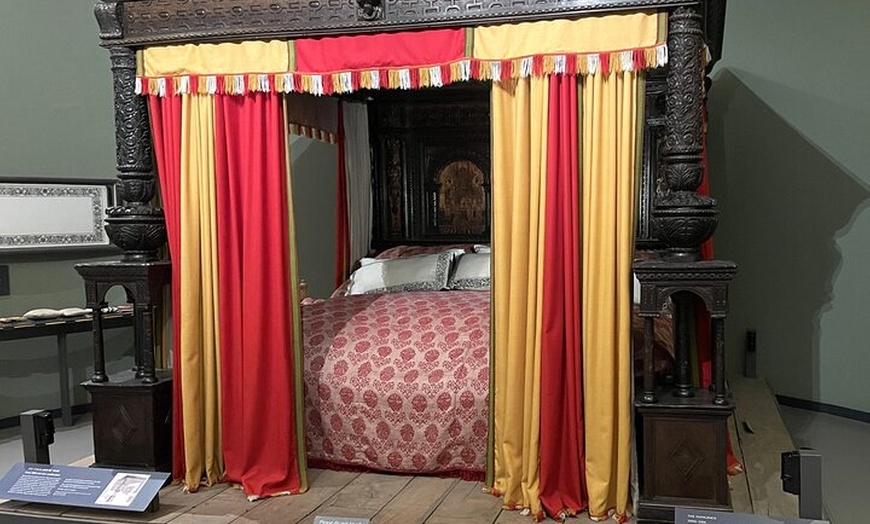 Image 3: Victoria and Albert Museum