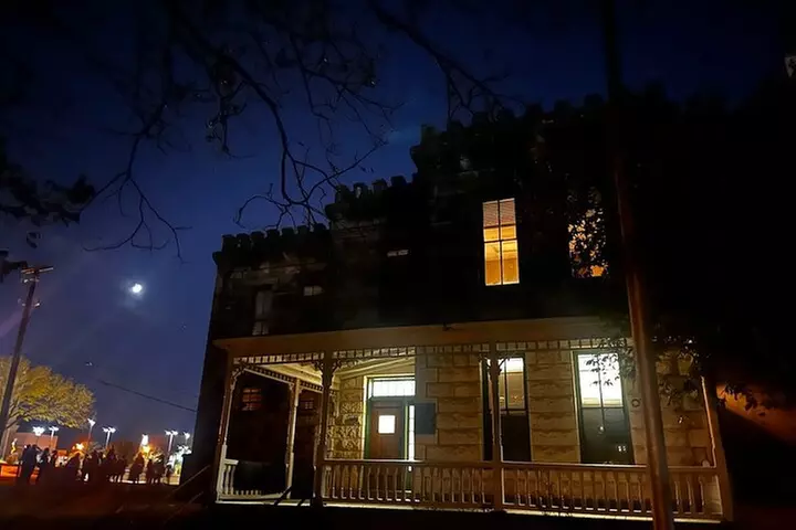 Ghost Maker Tour in Georgetown: Adults Only