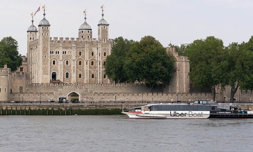 Image 15: London Roundtrip Thames Cruise Uber Boat by Thames Clippers