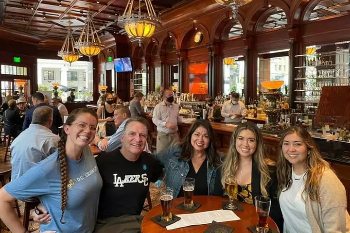 Small-Group History Tour Pub Crawl of Washington, D.C.
