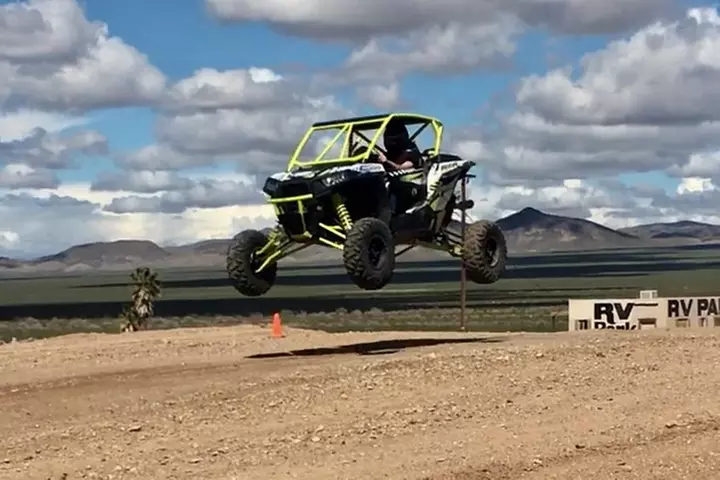 Off Road Racing: 7 Laps