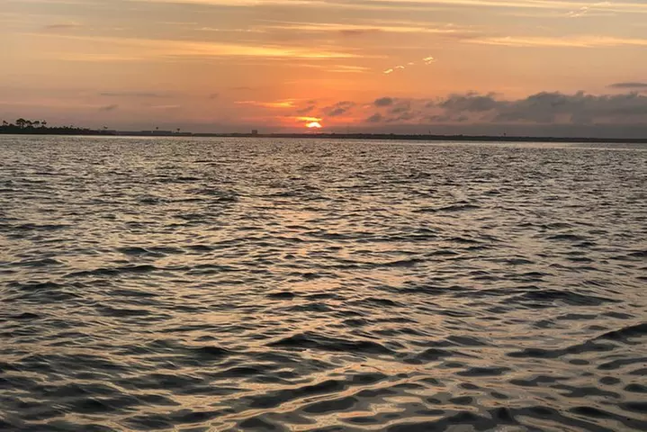 Sunset Dolphin Watching Cruise in Destin Harbor