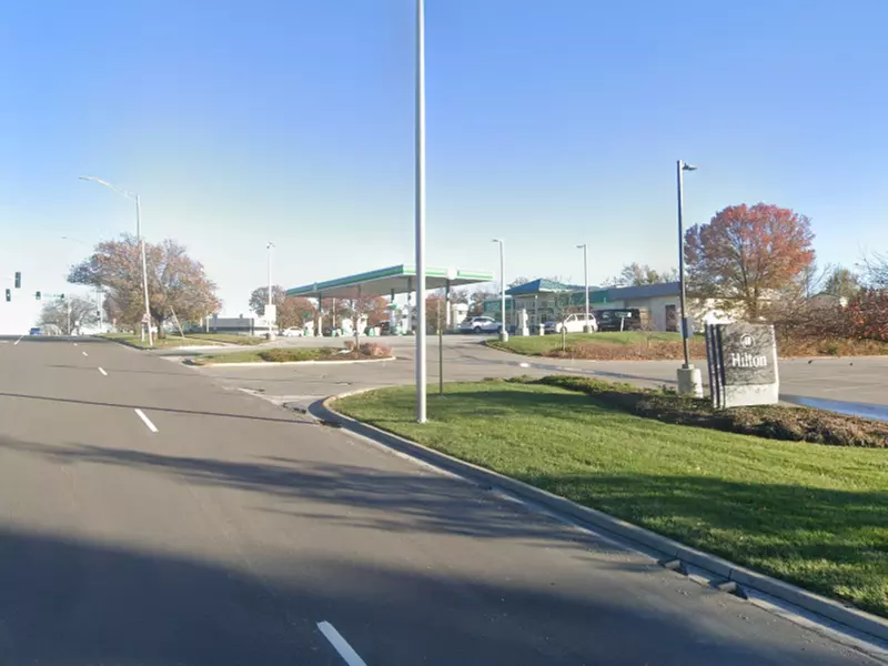 Parking at Hilton Kansas City Airport Lot MCI