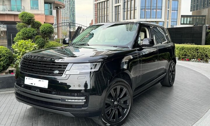 Image 11: Private St Pancras Station Transfer to or from London Hotel