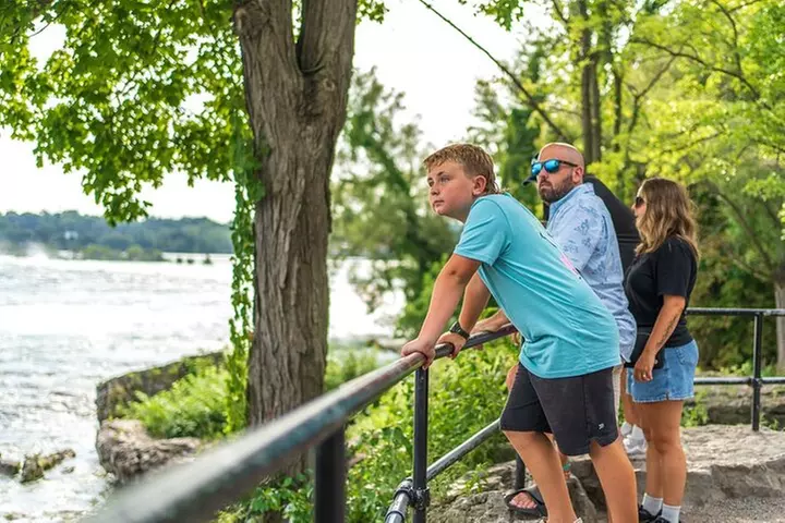 Niagara Falls: USA + Canada Tour with Cave, Boat Ride and Lunch