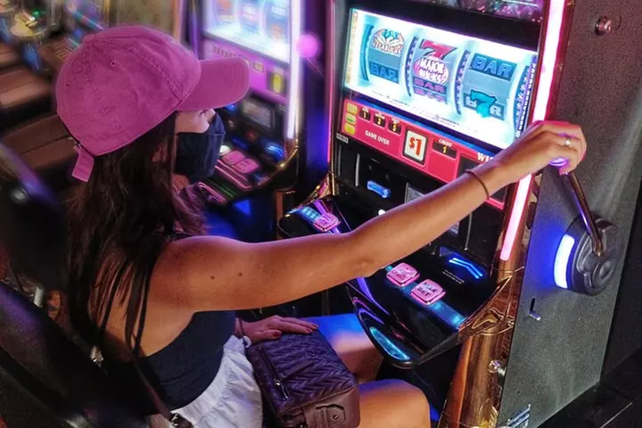 Must-See Spots Vegas Strip Walking Tour