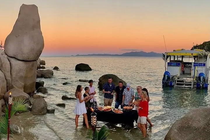 Magnetic Island Discovery Tour with Snorkeling & Paddle Boarding