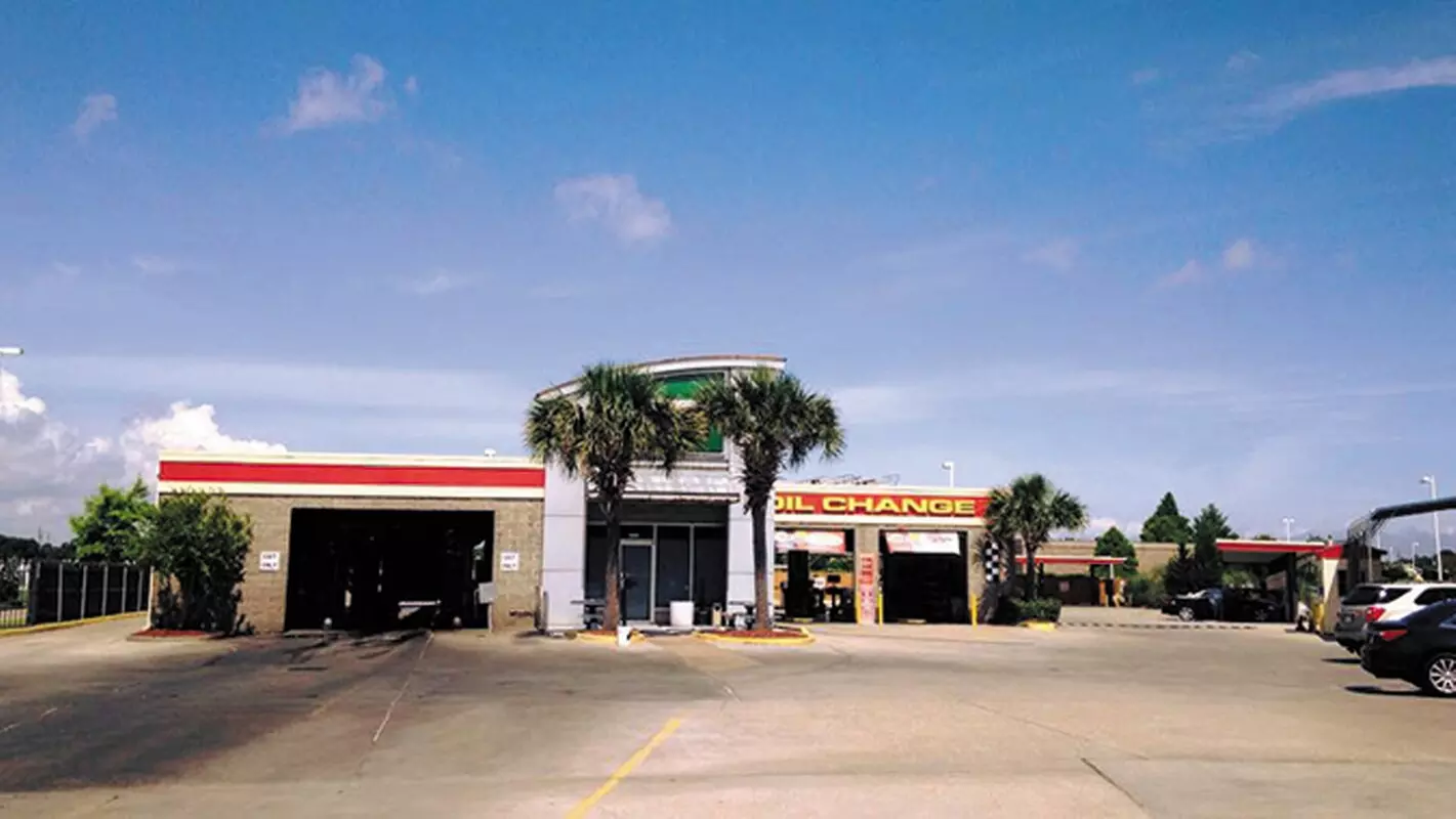 4 Grand Car Washes for $30 (Reg. $80)