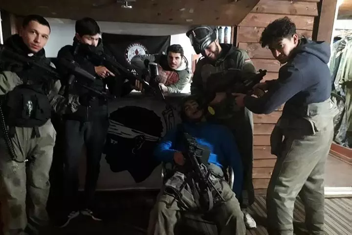 Corse Painball Activité de Loisirs pour Famille et Groupes