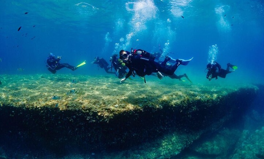 Image 4: Excursión de un día de buceo en la Costa Brava