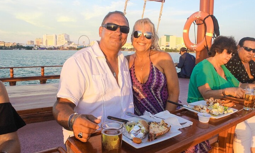 Image 27: 2x1 Romantic Columbus Dinner on the Lagoon aboard Spanish Galleon