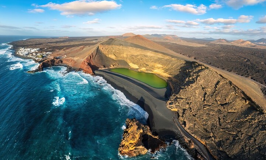Image 2: Tour Privado Lanzarote : Volcanes, Cuevas & Maravillas Costeras