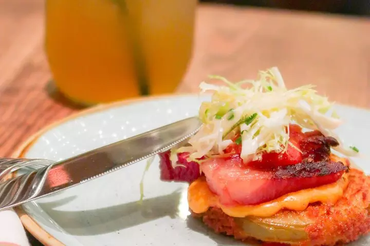 Las Vegas: The Strip's Celebrity Chefs Tour or Downtown Food Tour