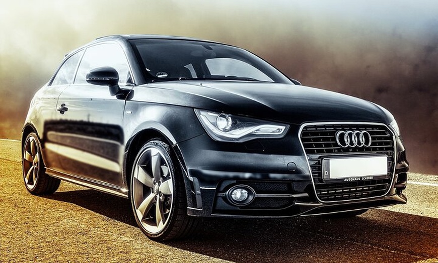 Image 3: Full Day London Private Tour with Entry to Iconic Landmarks