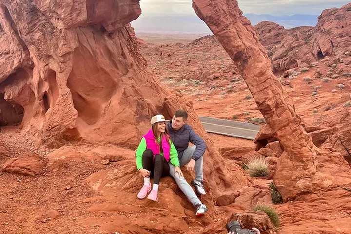 Valley of Fire and Red Rock Canyon Day Tour from Las Vegas