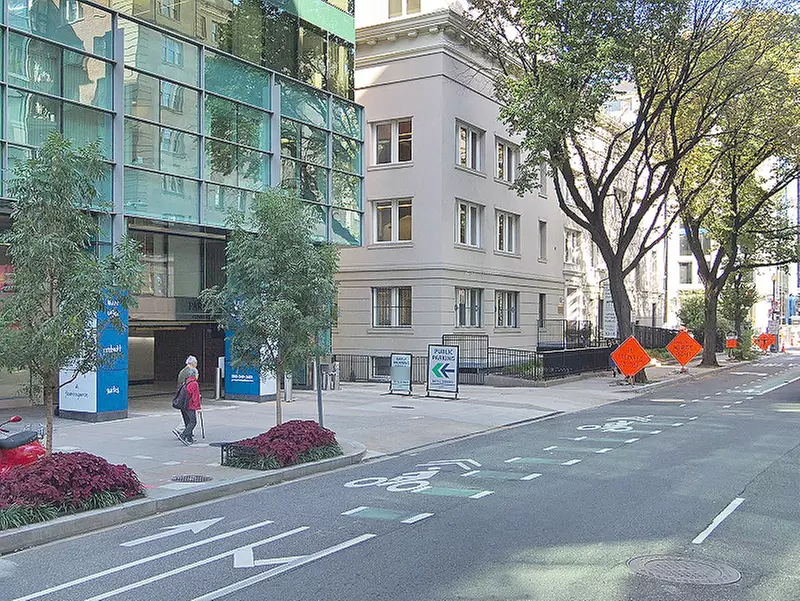 Parking at 1615 L St. NW. Garage