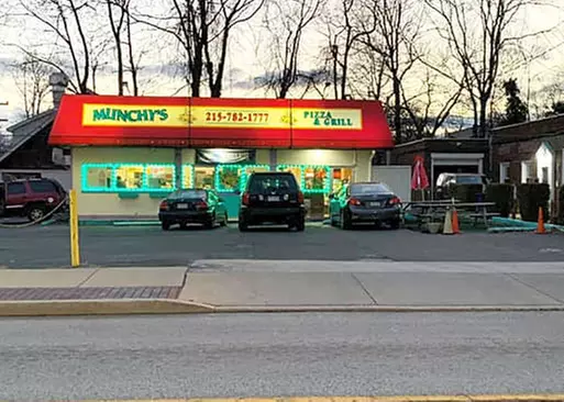 5% Cash Back at Munchy's Pizza & Grille