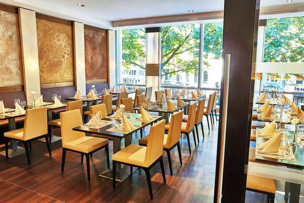 ✈ DEUTSCHLAND | Köln - Steigenberger Hotel Köln 4*, 2 Nächte - City...